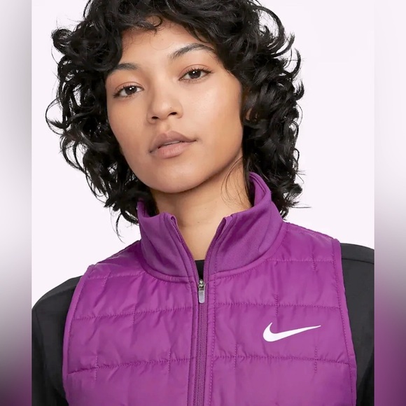 NEW NIKE - Nike Therma-FIT Women’s Synthetic Fill vest DD6084-503 - Picture 6 of 10